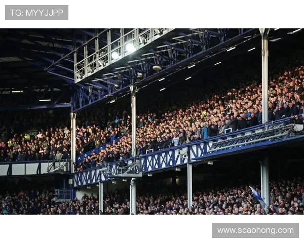 埃弗顿俱乐部百年荣耀与当代挑战全面解读 埃弗顿俱乐部百年荣耀与当代挑战全面解读