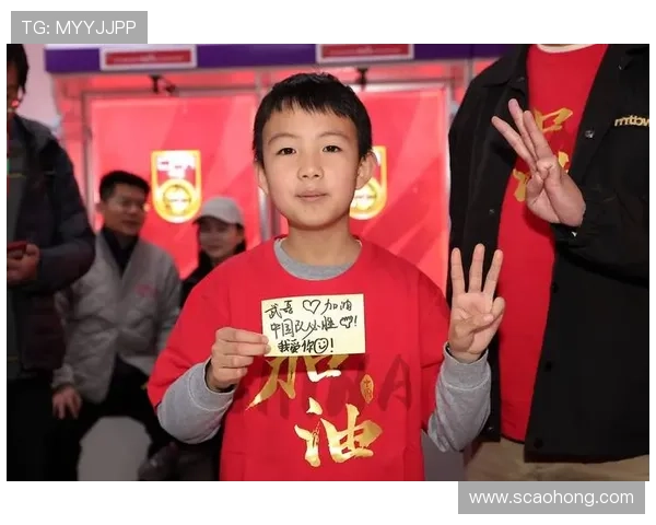 中国男足逆转取胜晋级世预赛决赛阶段全场鏖战燃爆球迷热情 中国男足逆转取胜晋级世预赛决赛阶段全场鏖战燃爆球迷热情