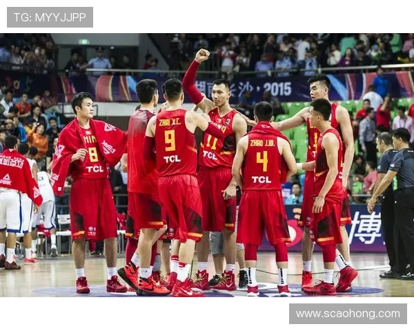 中国篮球队成功晋级世界杯八强 揭秘背后关键战术与球员表现 中国篮球队成功晋级世界杯八强 揭秘背后关键战术与球员表现