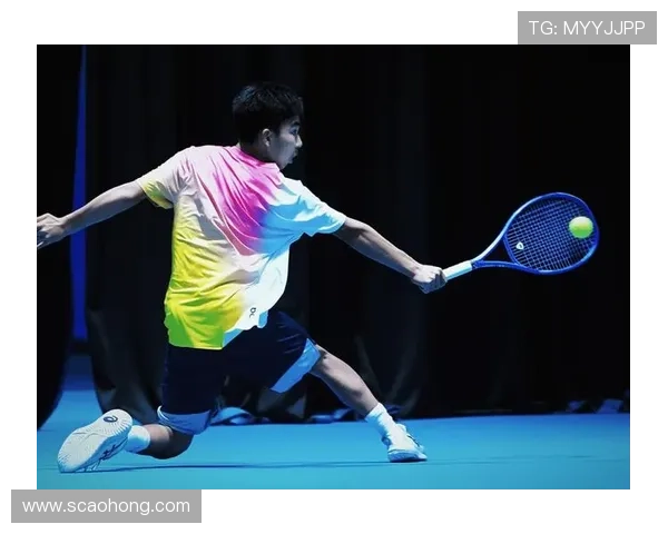 中国新星再创佳绩勇闯总决赛四强刷新个人网球职业生涯新纪录 中国新星再创佳绩勇闯总决赛四强刷新个人网球职业生涯新纪录