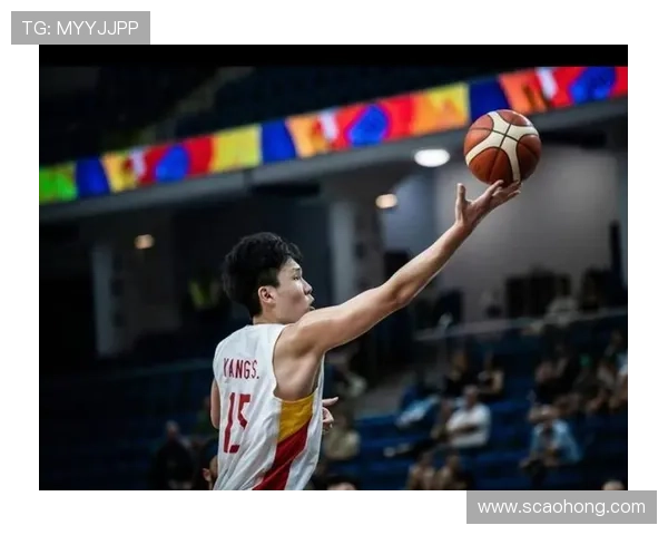 中国男篮力克澳大利亚迎来世界杯首胜 球员表现出色展现强大团队精神 中国男篮力克澳大利亚迎来世界杯首胜 球员表现出色展现强大团队精神