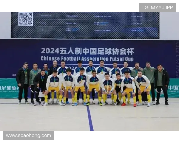 中国足球队备战亚洲杯新阵容曝光,年轻球员崭露头角备受期待 中国足球队备战亚洲杯新阵容曝光,年轻球员崭露头角备受期待