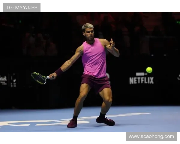 网球赛季激战正酣 多项大满贯赛事精彩纷呈新星崛起引关注 网球赛季激战正酣 多项大满贯赛事精彩纷呈新星崛起引关注