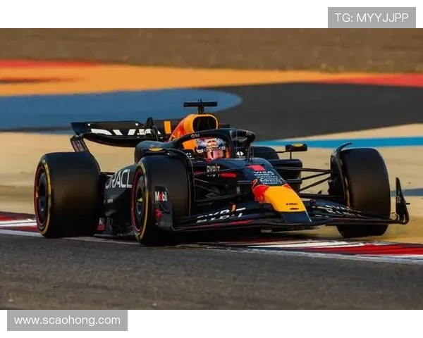 F1赛季激烈角逐引关注 红牛强势领跑车队冠军争夺战 F1赛季激烈角逐引关注 红牛强势领跑车队冠军争夺战