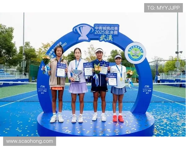 新一轮网球大满贯赛季拉开帷幕 各路选手备战争夺冠军荣耀 新一轮网球大满贯赛季拉开帷幕 各路选手备战争夺冠军荣耀